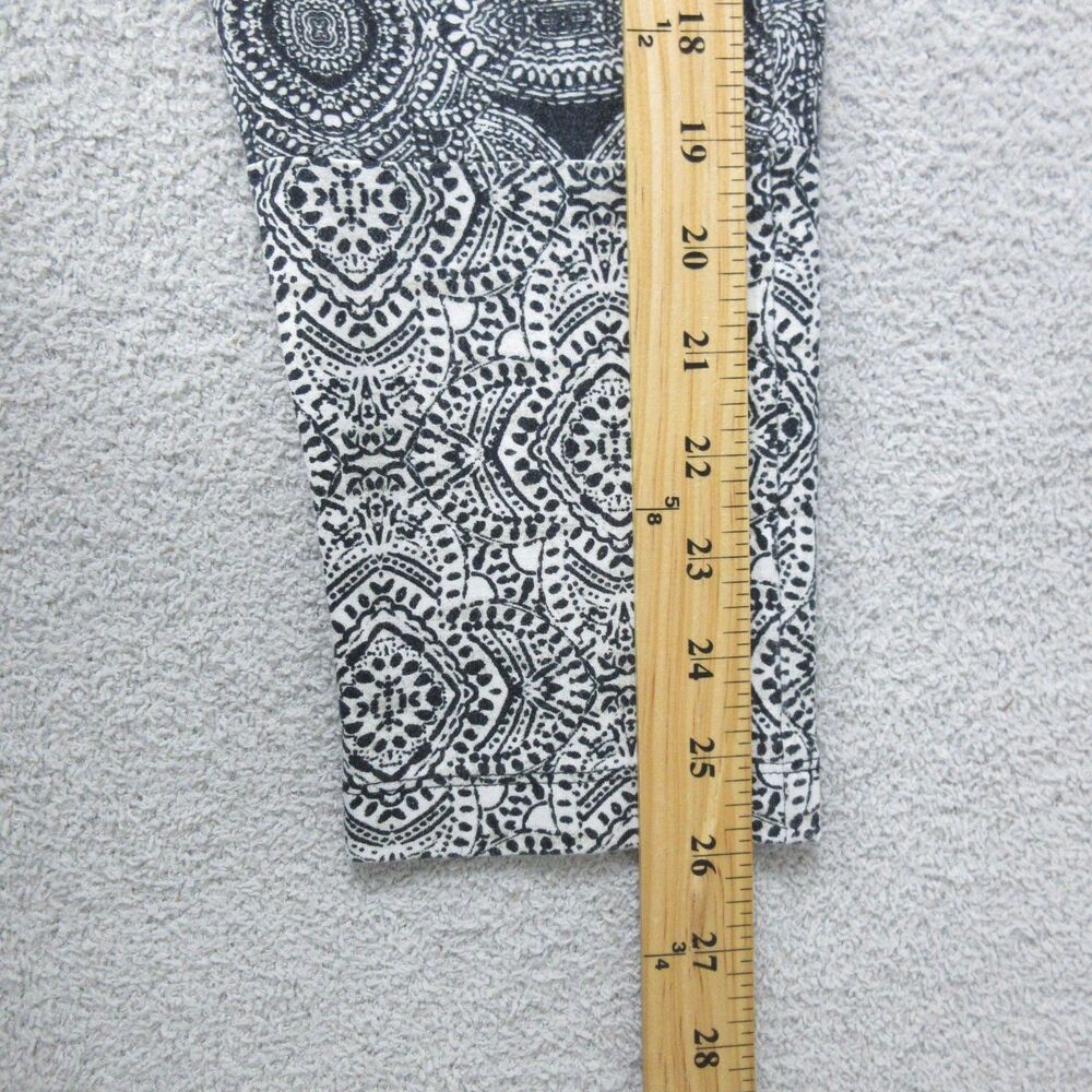 Chicos Zenergy Leggings Womens 1 US 8/10 Black White Medallion Print Stretch - Picture 5 of 10